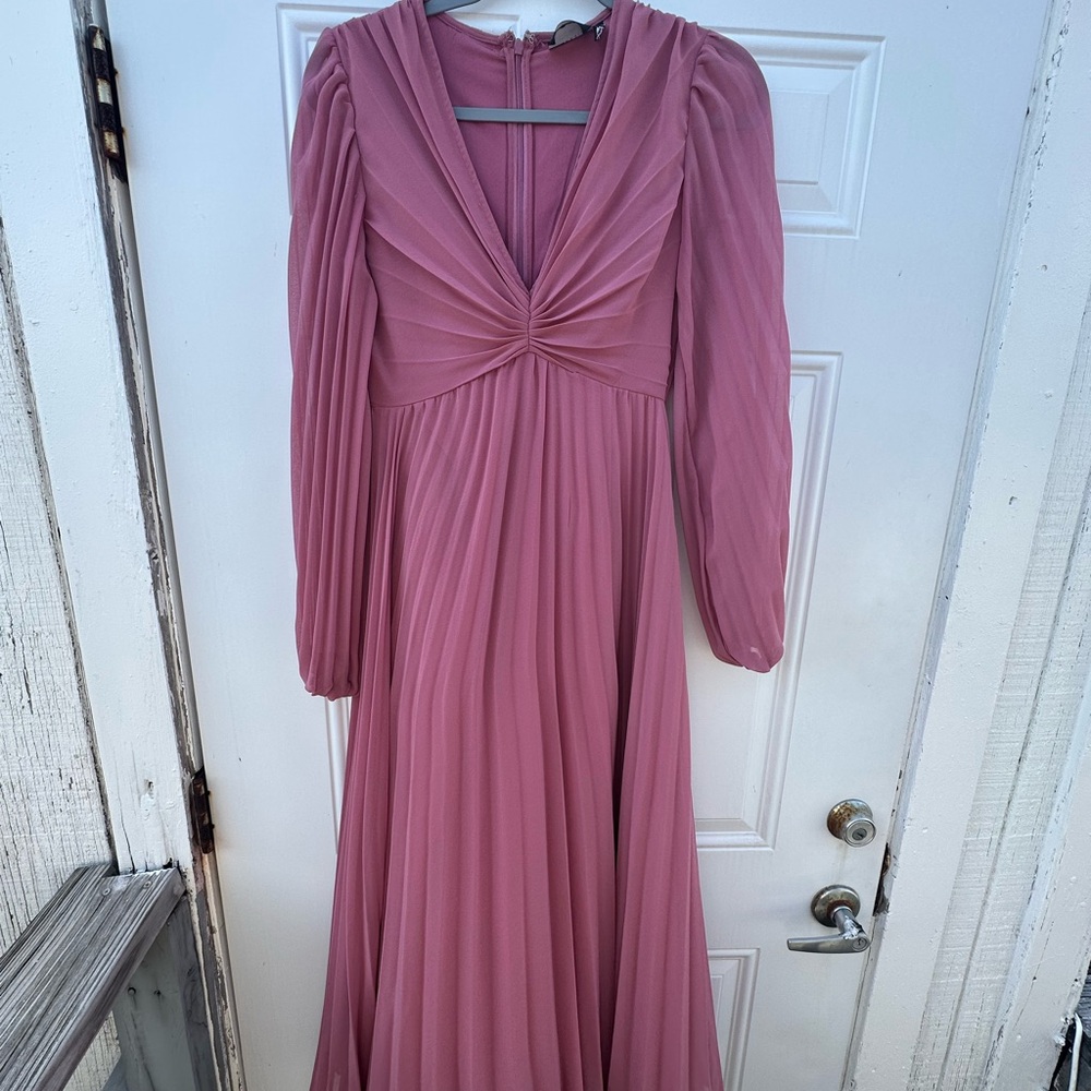 Asos Design Pleated Bodice Plunge Neck Midi Dress in Rose - Picture 7 of 8